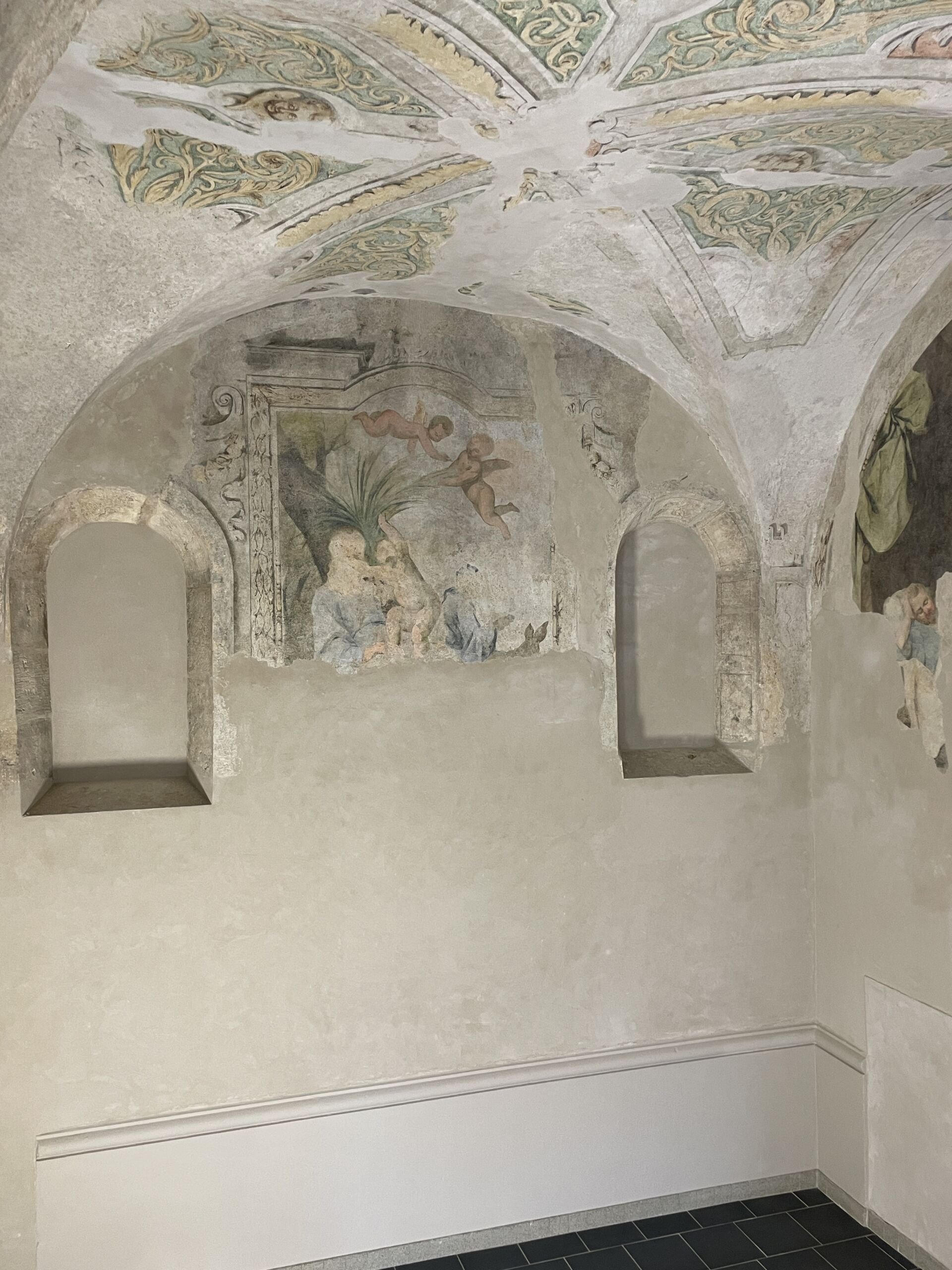 Après retouche des peintures murales Voile de Sainte Catherine